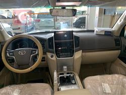 تۆیۆتا لاند کروزەر